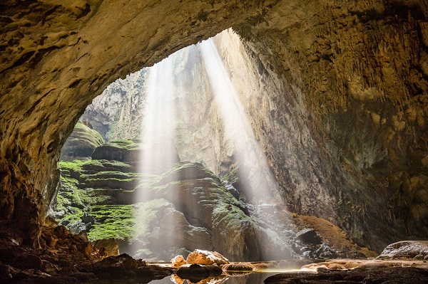 Hang Sơn Đoòng - hang động lớn nhất thế giới được đưa vào khai thác du lịch vào năm 2013 đã trở thành tour du lịch đẳng cấp quốc tế (nguồn: Internet)