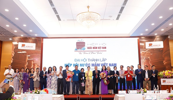 Ban chấp hành, Ban kiểm tra Hiệp hội nước mắm Việt Nam ra mắt
