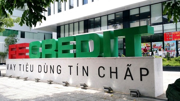 Fe Credit dẫn đầu về tốc độ tăng trưởng trên thị trường cho vay tín chấp Việt Nam trong nhiều năm qua