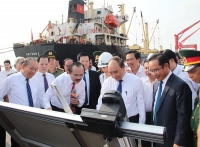 Thủ tướng Chính phủ thăm Cảng Quốc tế, khảo sát nhà máy điện LNG Long An