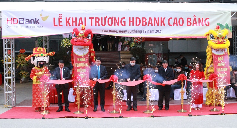 HDBank có mặt ở Cao Bằng và Tuyên Quang, góp phần phủp/rộng quy mô tại các tỉnh miền núi phía Bắc. Ảnh: HDB