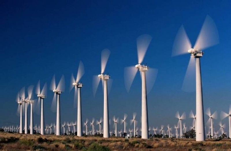 Năng lượng tái tạo đã, đang là một lĩnh vực ưu tiên của dòng tín dụng xanh. Ảnh: Dự án điện gió tại Ninh Thuận