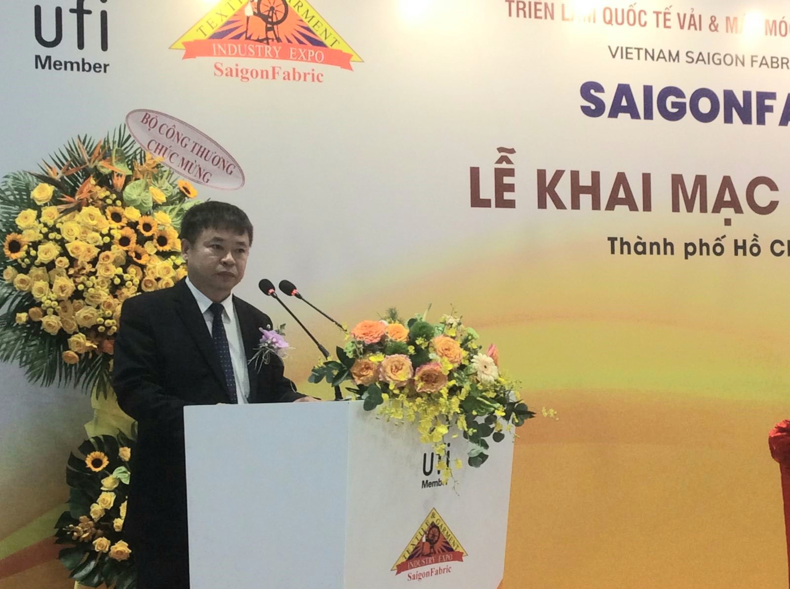 Ông Trần Ngọc Liêm - Giám đốc VCCI-HCM phát biểu tại Lễ khai mạc Triển lãm