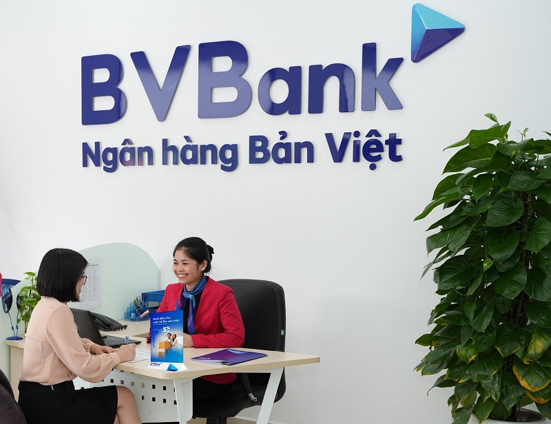 Trong năm 2023, BVBank được đánh giá là ngân hàng luôn tiên phong đưa ra các gói vay ưu đãi liên tục để đồng hành cùng khách hàng.