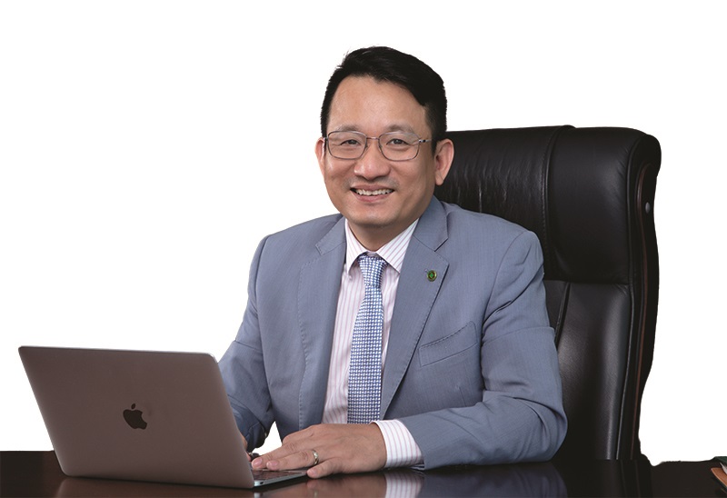 Ông Nguyễn Đình Tùng – Tổng Giám đốc Ngân hàng Phương Đông (OCB) chia sẻ cùng Doanh Nhân/ Diễn đàn Doanh Nghiệp.