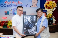 "Vua phóng sự", nhà văn Huỳnh Dũng Nhân ra mắt tuyển tập "Cuộc đời và cây bút"