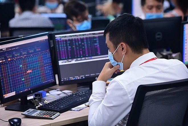 TTCK Việt Nam đã có Kết thúc phiên giao dịch, VN-Index giảm 6.09 điểm (0.47%), về mức 1,284.09 điểm; HNX-Index giảm 1.33 điểm (0.55%), về mức 242.58 điểm. Độ rộng toàn thị trường nghiêng về bên bán với 425 mã giảm và 391 mã tăng. 