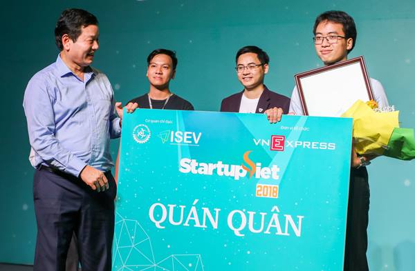 Datamart giành giải quán quân Startup Việt 2018