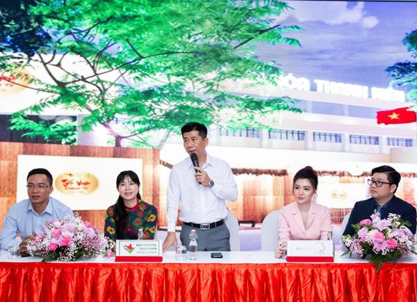 Ban tổ chức họp báo giới thiệu Lể hội Tết Việt Canh Tý 2020