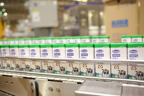 Sản phẩm sữa cung cấp cho chương trình sữa học đường là sữa tươi tiệt trùng được chế biến từ sữa tươi nguyên liệu, hoàn toàn đảm bảo chất lượng và đáp ứng Quy chuẩn kỹ thuật quốc gia về sữa tươi nguyên liệu.