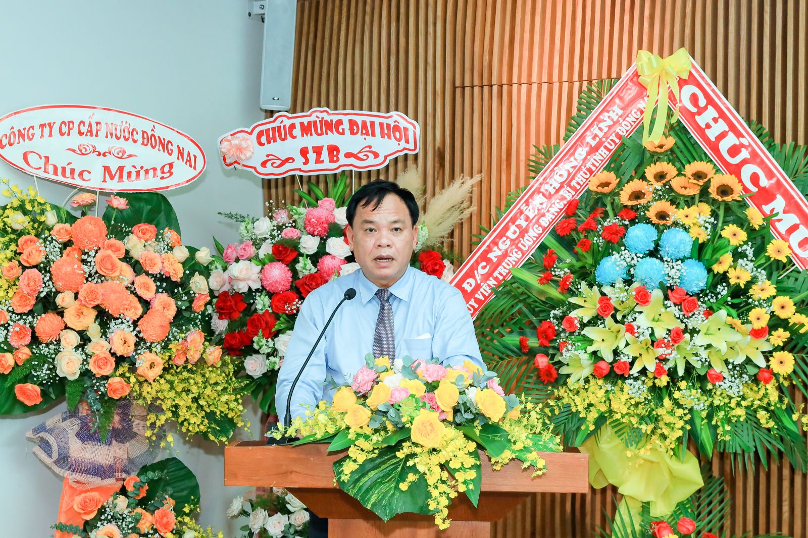 Ông Võ Tấn Đức - Phó Chủ tịch UBND tỉnh Đồng Nai đề nghị Sonadezi chú ý thực hiện công tác thoái vốn và đầu tư dự án mới