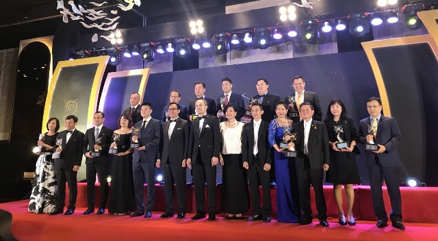 Các doanh nghiệp, doanh nhân Việt Nam được vinh danh tại Giải thưởng Kinh doanh Xuất sắc Châu Á năm 2018. 