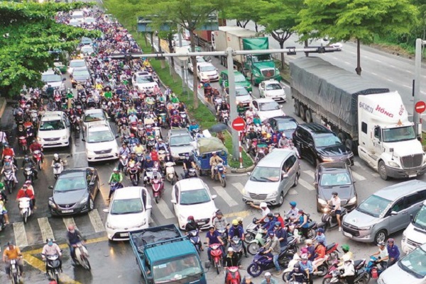 Dự án xây dựng hầm chui và vòng xoay nút giao Nguyễn Văn Linh - Nguyễn Hữu Thọp/được khởi công sẽ giải quyết được tình trạng kẹt xe thường xuyên tại giao lộ này.
