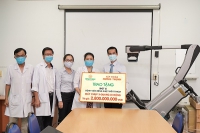 Tập đoàn Hưng Thịnh tặng máy X-Quang trị giá 2,8 tỷ đồng cho Bệnh viện Bệnh nhiệt đới TP. HCM