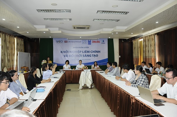 Khóa huấn luyện thu hút sự tham dự của hơn 30 học viên của khu vực Đồng bằng Sông Cửu Long.