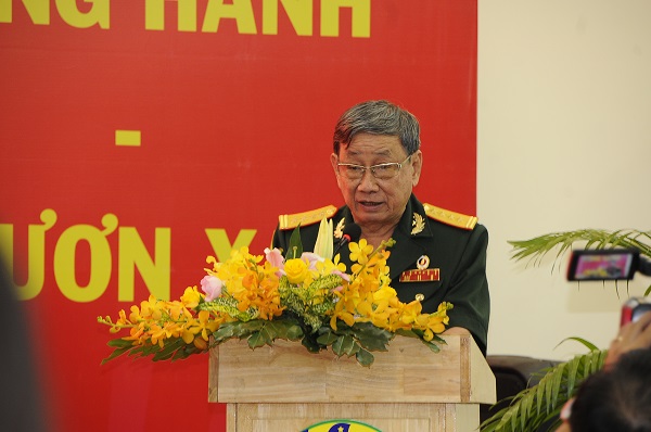 Đại tá Lê Duy Minh – Chủ tịch Hội Doanh nhân CCB TP. HCM phát biểu Khai mạc Đại hội.