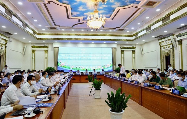Toàn cảnh buổi làm việc của Thủ tướng Chính phủ Phạm Minh Chính với lãnh đạo UBND TP.HCM.