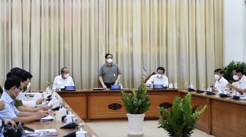 Thủ tướng Chính phủ Phạm Minh Chính làm việc với lãnh đạo TP.HCM chiều ngày 11/7.