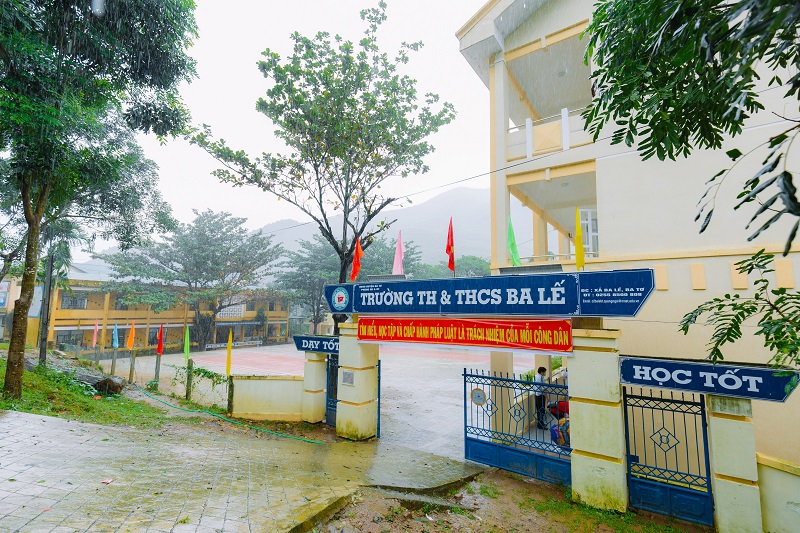 trường Tiểu học và Trung học cơ sở Ba Lế, xã Ba Lế, huyện Ba Tơ, Quảng Ngãi.