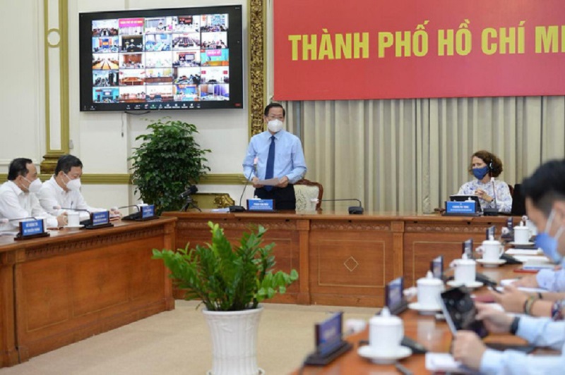 Chủ tịch UBND TP.HCM Phan Văn Mãi phát biểu tại hội thảo 
