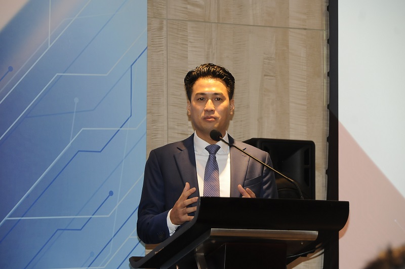Ông Phillip Nguyễn - CEO IPP Travel Retail phát biểu tại lễ ký kết.