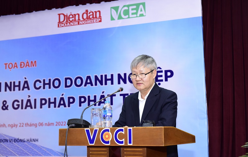 Ông Võ Tân Thành - Phó Chủ tịch VCCI phát biểu tại Tọa đàm.