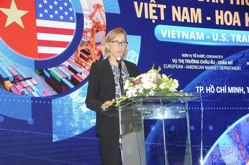 Bà Susan Burns - Tổng Lãnh sự Hoa Kỳ tại TP.HCM đánh giá, Việt Nam hiện là đối tác thương mại lớn thứ 10 của Hoa Kỳ trên toàn cầu - Ảnh: Đình Đại.