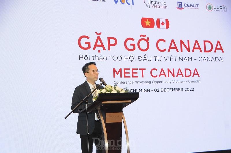 Ông Lê Minh Tuấn - Tổng Giám Đốc Intrinsic Innovations Vietnam phát biểu tại Hội thảo - Ảnh: Đình Đại.