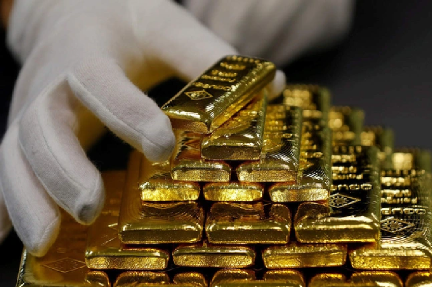 Nhà đầu tư chốt lời với vàng khi đồng USD tăng trở lại khiến giá vàng hôm nay quay đầu giảm.