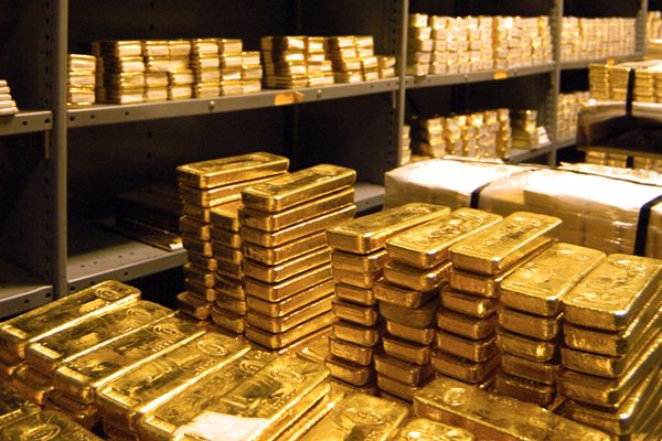 Mặc dù chịu áp lực bởi dữ liệu việc làm, các chuyên gia cho rằng thị trường vàng vẫn tiếp tục nhận được sự hỗ trợ từ các ngân hàng trung ương khi các quốc gia tiếp tục bổ sung vàng vào kho dự trữ của họ trong tháng 2.