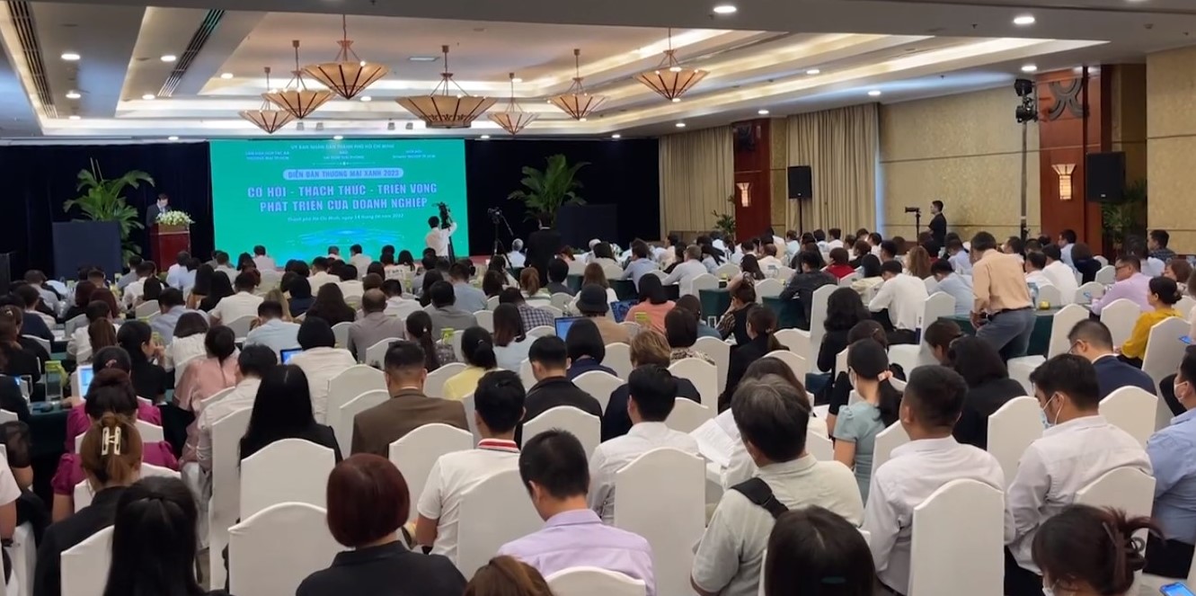 Diễn đàn “Thương mại xanh 2023 – Cơ hội, thách thức, triển vọng phát triển của doanh nghiệp” do bóa Sài Gòn Giải Phóng tổ chức thu hút hơn 300 doanh nghiệp tham dự - Ảnh chụp màn hình.