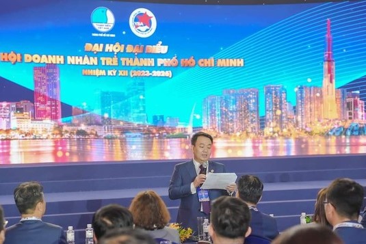 Lê Trí Thông giữ chức vụ Chủ tịch Hội Doanh nhân Trẻ TP. HCM, nhiệm kỳ (2023 - 2026).