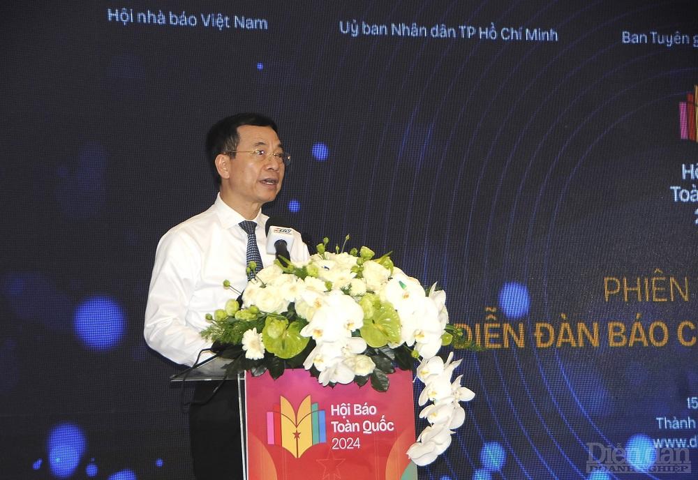 Bộ trưởng Bộ Thông tin và Truyền Thông (Bộ TTTT) Nguyễn Mạnh Hùng phát biểu tại Diễn đàn.