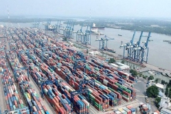 Doanh nghiệp "kêu trời" vì bị ngưng nhận container nhập khẩu