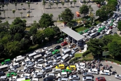 TP.HCM: Đề xuất xây bãi đậu xe gần sân bay Tân Sơn Nhất… “liệu có khả thi”?