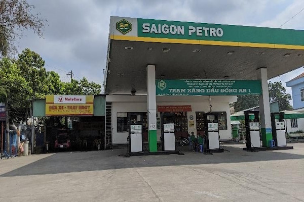 Saigon Petro kiến nghị Thủ tướng, Bộ Công Thương xem xét dừng quyết định tước quyền sử dụng giấy phép kinh doanh xuất khẩu, nhập khẩu xăng dầu để công ty không bị ảnh hưởng đến hoạt động kinh doanh cũng như giữ ổn định thị trường và bảo tồn vốn.