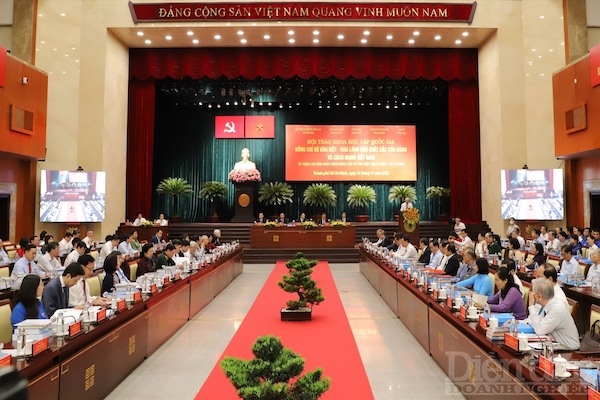 Sáng 22/11/2022, hội thảo cấp quốc gia “Đồng chí Võ Văn Kiệt - Nhà lãnh đạo xuất sắc của Đảng và cách mạng Việt Nam” được tổ chức trang trọng tại Hội trường TP.HCM