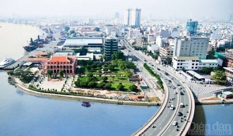 dự án cầu đường Nguyễn Khoái có tổng mức đầu tư hơn 3.700 tỉ đồng (chi phí bồi thường giải phóng mặt bằng là hơn 1.264 tỉ đồng và chi phí xây dựng là 1.748 tỉ đồng). 