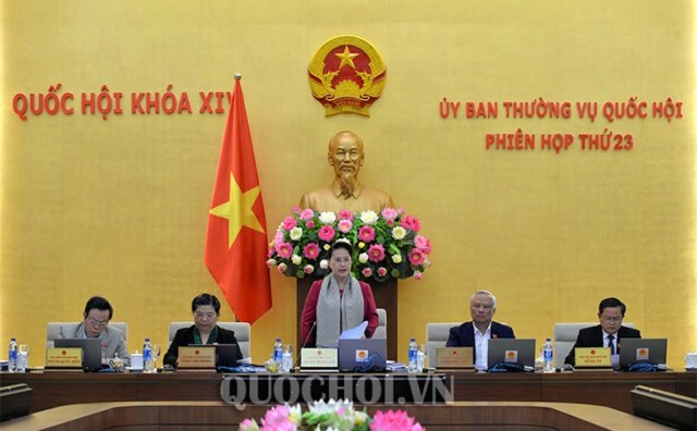 Chủ tịch Quốc hội Nguyễn Thị Kim Ngân phát biểu khai mạc phiên họp thứ 23 của Ủy ban Thường vụ Quốc hội.