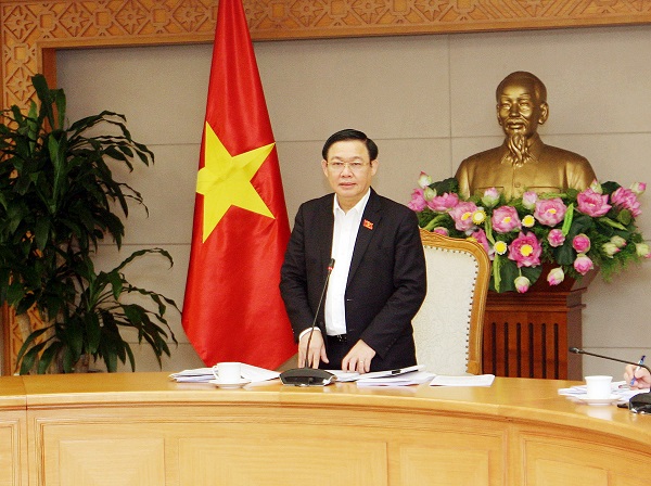 Phó Thủ tướng Chính phủ Vương Đình Huệ nhấn mạnh tại cuộc họp xây dựng Đề án tổng kết việc thực hiện Nghị quyết số 13/NQ-TW. Ảnh: Thành Chung
