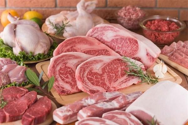 Bộ Tài chính đề xuất giảm thuế nhập khẩu thịt lợn, thịt gà