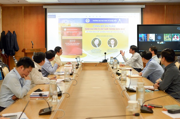 Trường Đại học Kinh tế Quốc dân đưa ra những kiến nghị, chính sách nhằm khắc phục những tác động tiêu cực cũng như chuẩn bị cho sự phục hồi của nền kinh tế sau khi vượt qua dịch COVID-19. Ảnh: Nguyễn Việt
