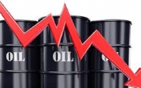 Giá dầu thế giới giảm sâu tác động đến ngành xăng dầu trong nước ra sao?