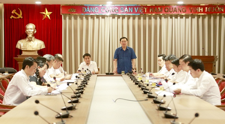 Bí thư Thành uỷ Vương Đình Huệ chủ trì làm việc với Ban cán sự đảng UBND TP. 