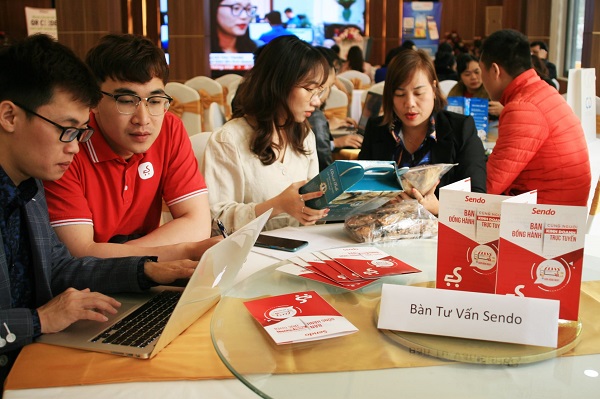 các doanh nghiệp sản xuất Việt, hợp tác xã và hộ kinh doanh khi tham gia phân phối hàng hoá trên “Gian hàng Việt trực tuyến” tại các sàn thương mại điện tử sẽ được hưởng những chương trình ưu đãi đặc biệt từ Bộ Công Thương và các đối tác hợp tác của chương trình.
