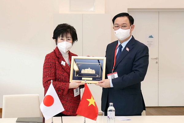 Chủ tịch Quốc hội Vương Đình Huệ bày tỏ khi hội kiến với Chủ tịch Thượng viện Nhật Bản Santo Akiko.