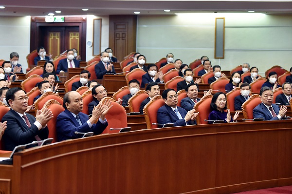 Các đồng chí lãnh đạo Đảng, Nhà nước dự phiên bế mạc Hội nghị Trung ương 4.