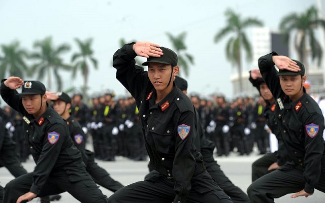 Các chiến sỹ Cảnh sát cơ động, Công an thành phố Hà Nội.