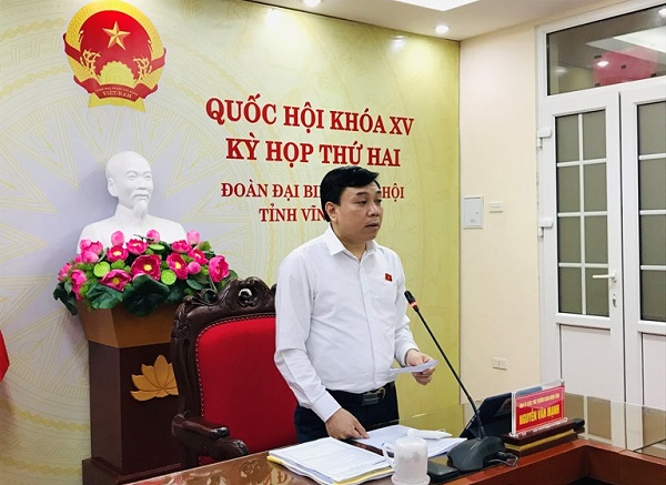 Phó Trưởng Đoàn ĐBQH tỉnh Vĩnh Phúc Nguyễn Văn Mạnh.