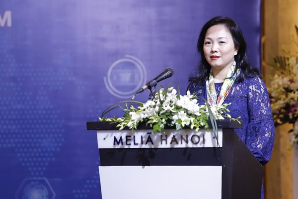 Bà Đặng Tuyết Dung, Giám đốc Visa Việt Nam - Lào.